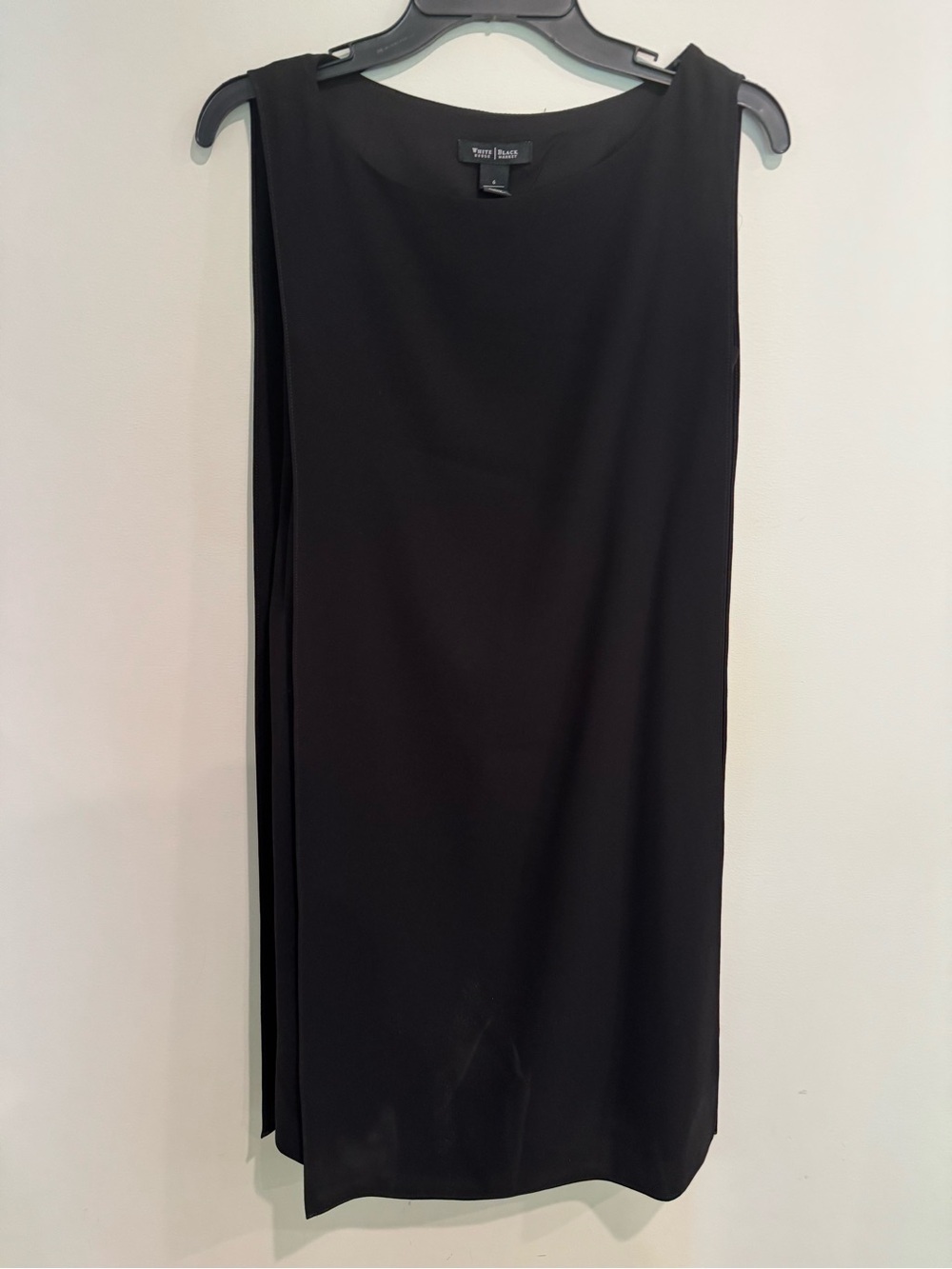 White House Black Market Sleek Black Sleeveless Pencil Dress with Sheath Size 6
